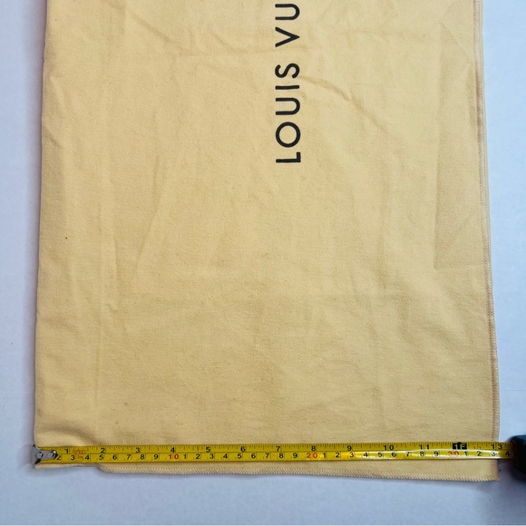 Dust bag Large (Louis Vuitton) Size 13" x 26 " - Picture 4 of 7